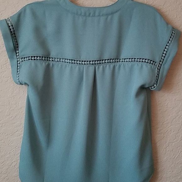 Top - Picture 2 of 2